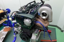 HKS　2.8Lエンジン完成 サムネイル画像