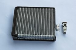 BNR34GT-R用エアコンエバポレーターを新発売！！ サムネイル画像