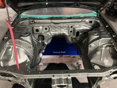 精密にボディ修復したR34GT-R M・spec
